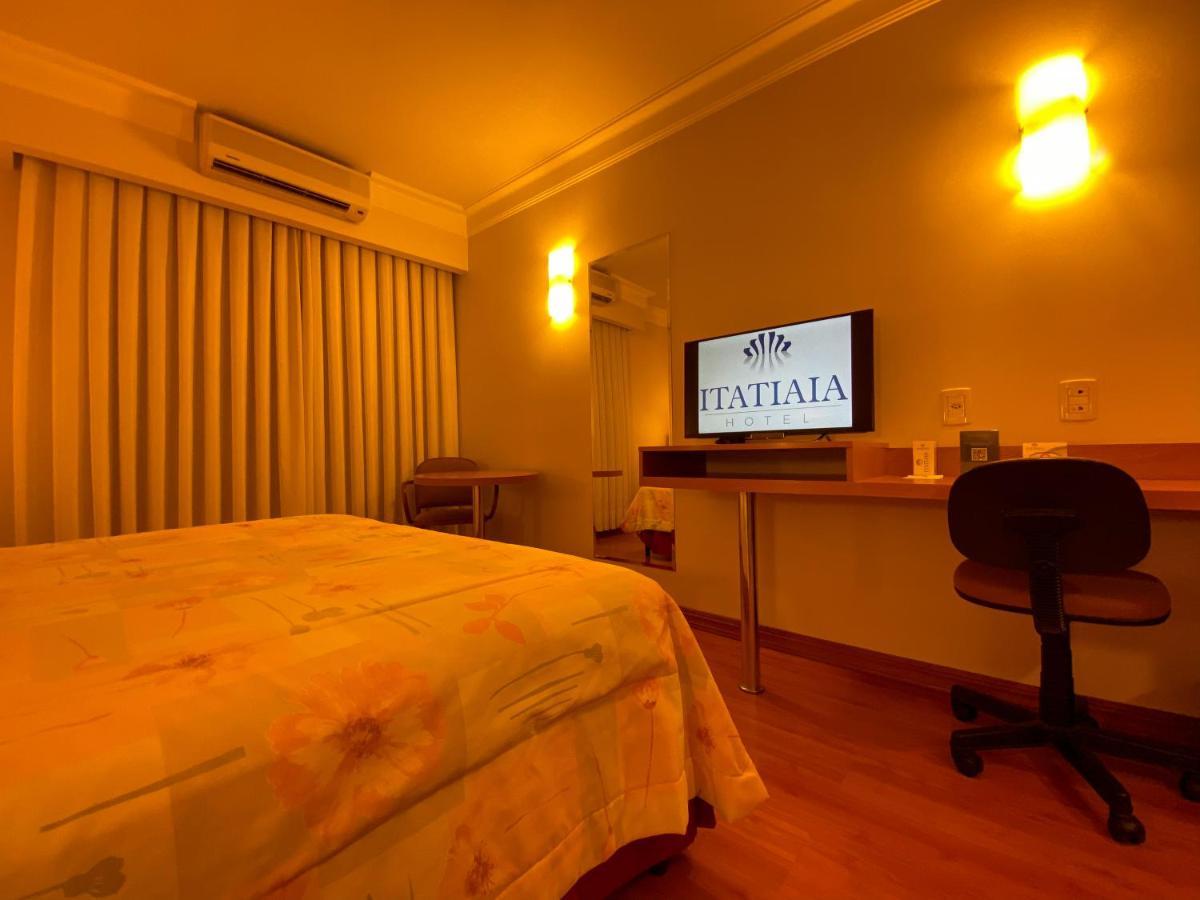 Itatiaia Hotel Passo Fundo Exteriör bild
