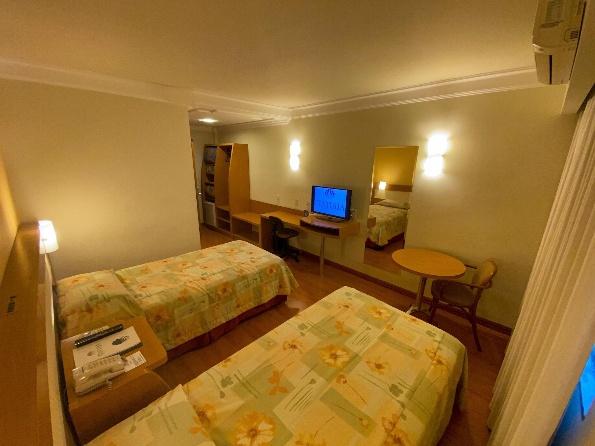 Itatiaia Hotel Passo Fundo Exteriör bild