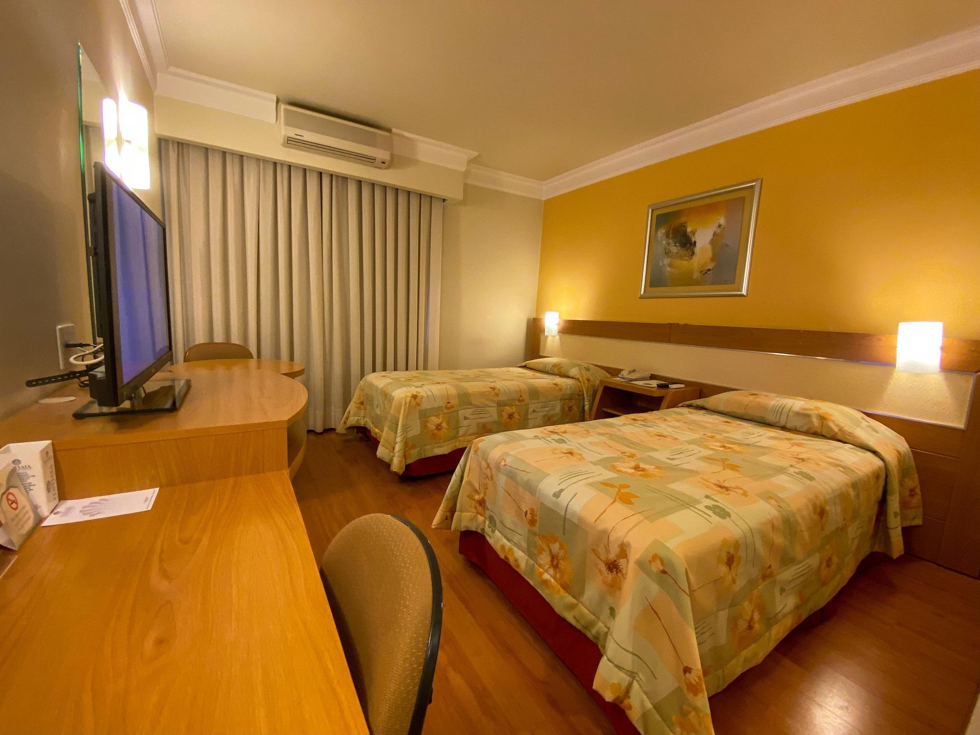 Itatiaia Hotel Passo Fundo Exteriör bild